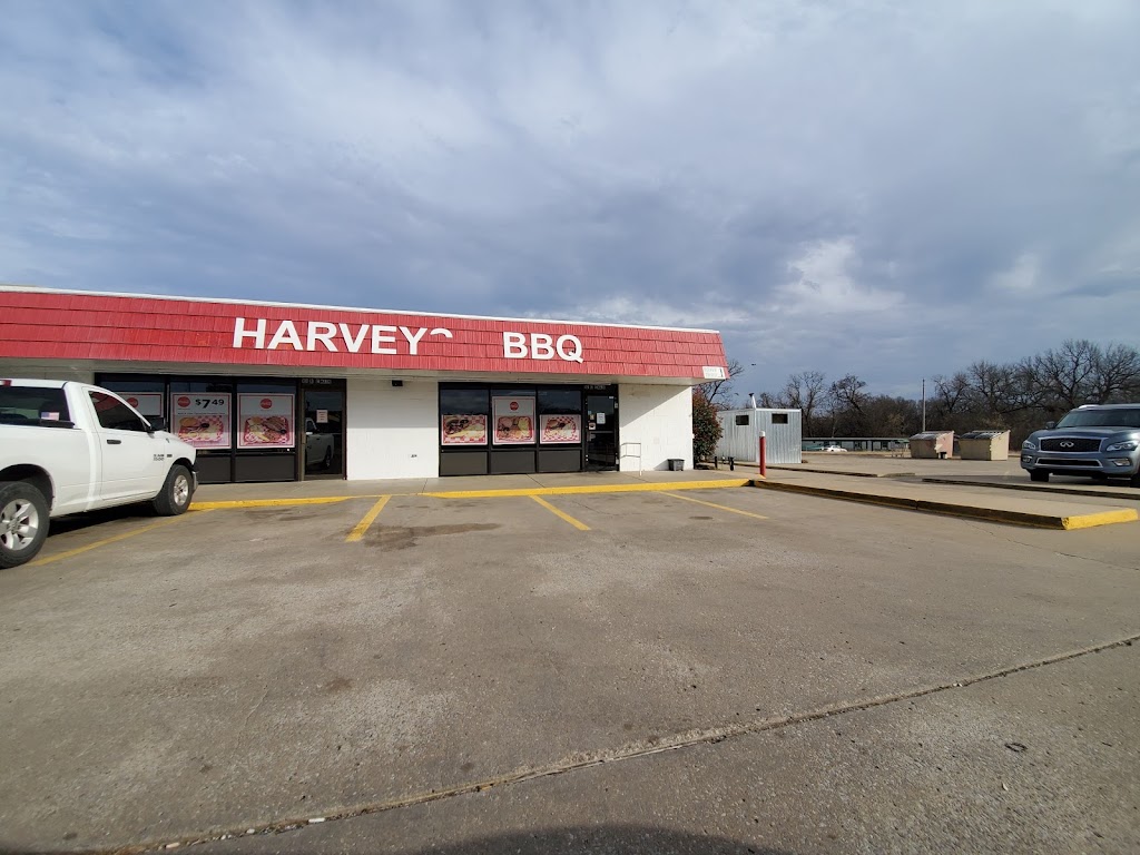 Harvey-Qs | 4429, 101 E Main St suite c, Henryetta, OK 74437, USA | Phone: (918) 268-2503