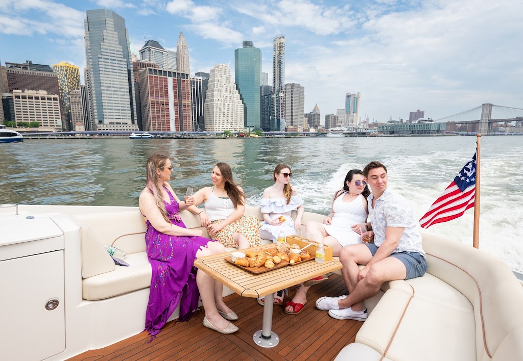 Dream Boat NY | 59 Chelsea Piers, New York, NY 10011, USA | Phone: (917) 399-9084
