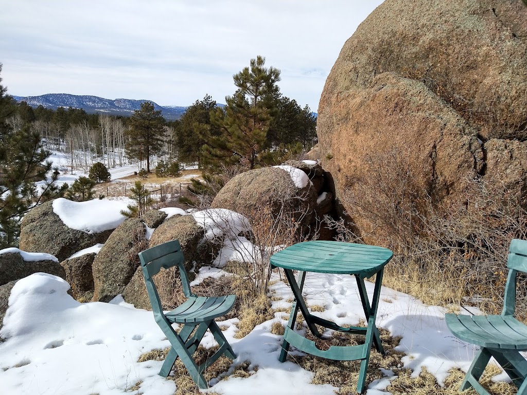 Twin Rock Cabin | 697 Obsidian Dr, Florissant, CO 80816, USA | Phone: (719) 458-0882