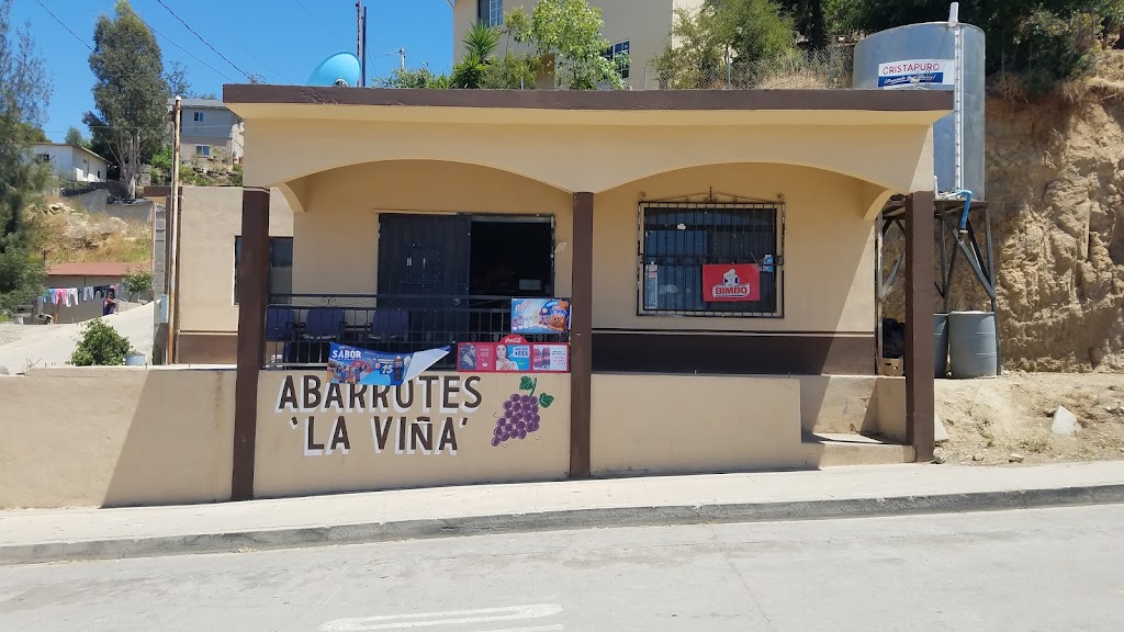 Abarrotes la viña | Colonia mixteca, 22766 Villa de Juárez, B.C., Mexico | Phone: 646 132 5221