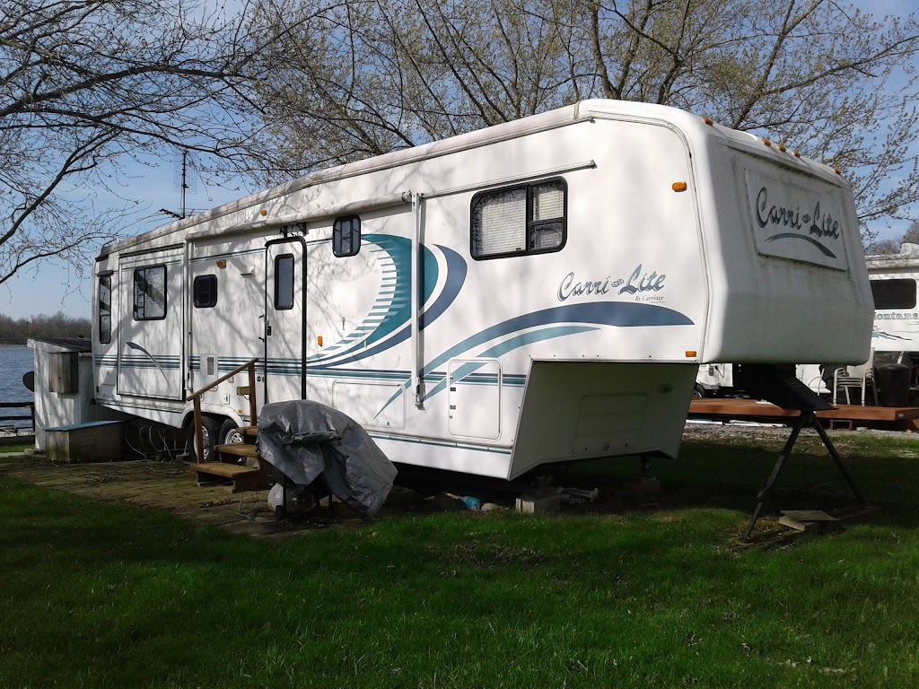 Silver Lake RV & MH Estates | 4305 US-20, Angola, IN 46703, USA | Phone: (260) 665-3783