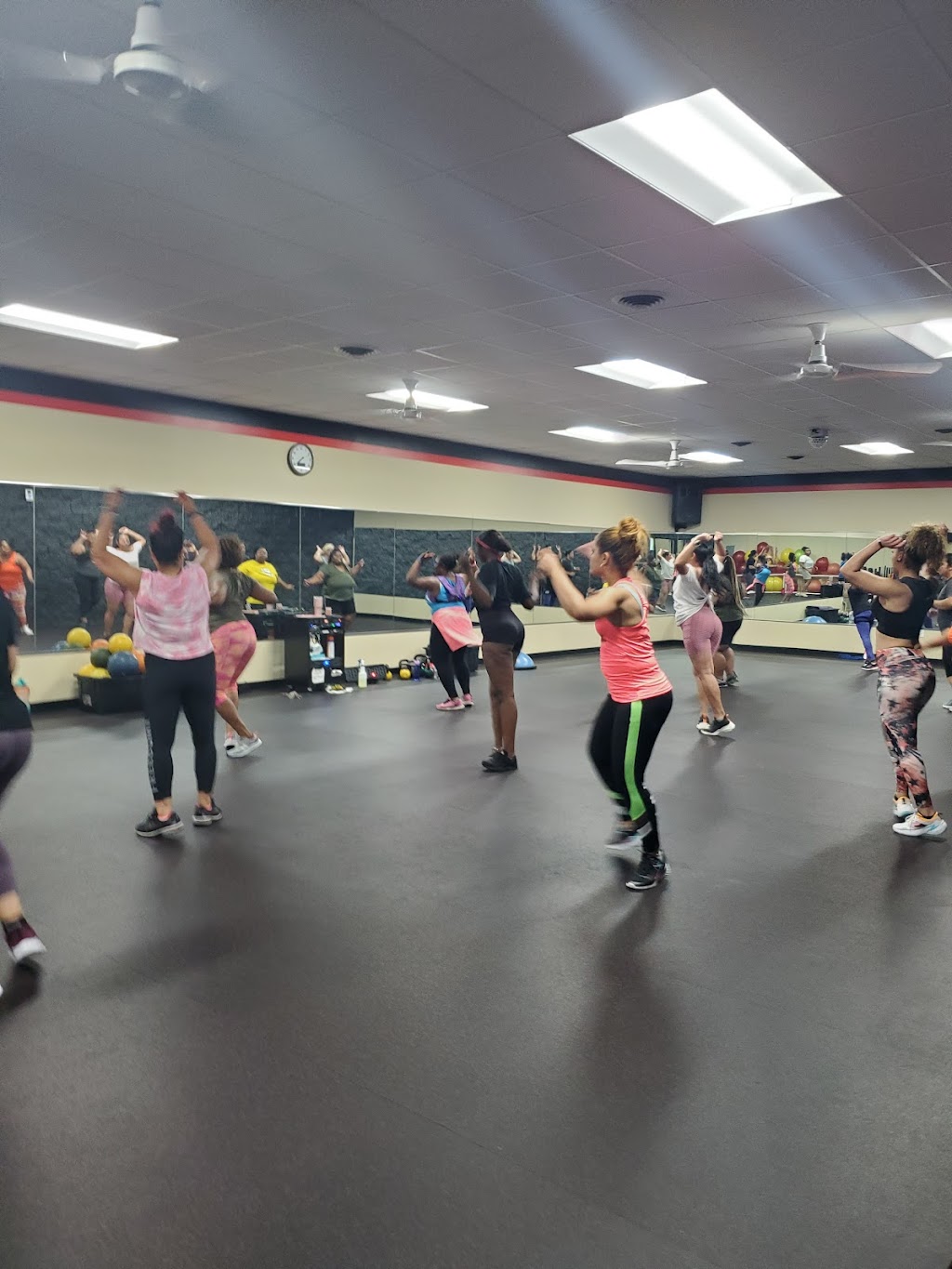Everybody Fitness for Women - Huber Heights | 5764 Troy Pike, Dayton, OH 45424, USA | Phone: (937) 235-3160