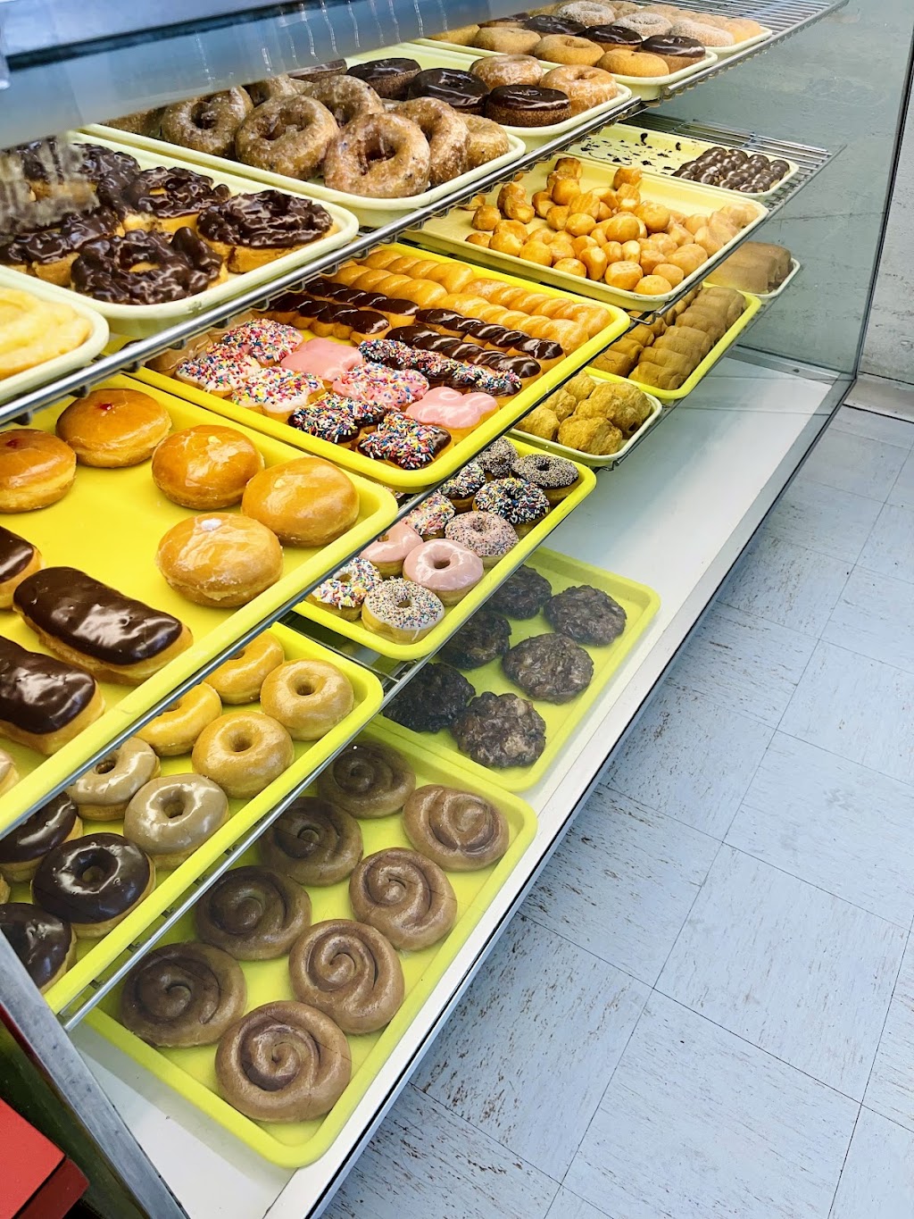 First Donut | 2918 Brown Trail, Bedford, TX 76021, USA | Phone: (817) 485-4292