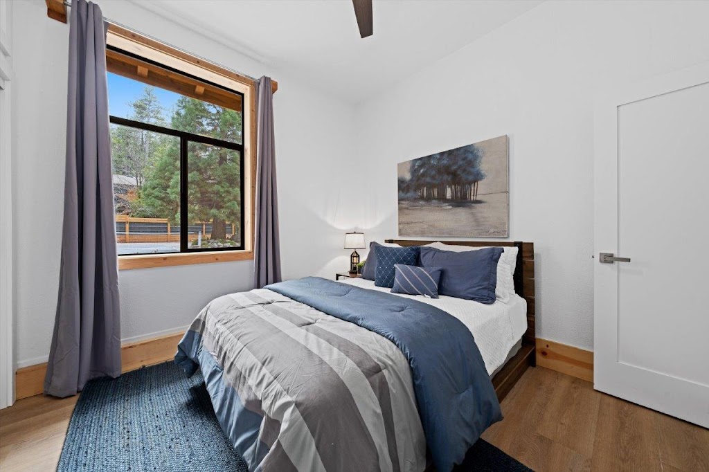 7 Pines Creekside | 54380 S Circle Dr, Idyllwild-Pine Cove, CA 92549, USA | Phone: (951) 663-0527