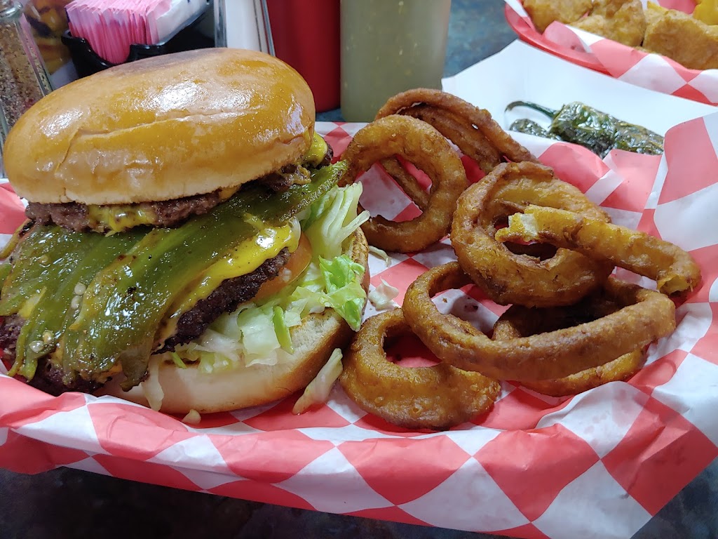 Papaerics Burgers | 10100 N Loop Dr, Socorro, TX 79927, USA | Phone: (915) 259-0004