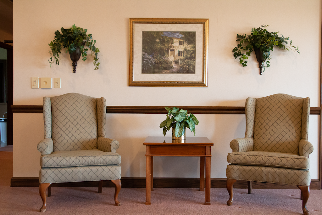 Roberts Funeral Home | 1058 US-250, Ashland, OH 44805, USA | Phone: (419) 289-8958