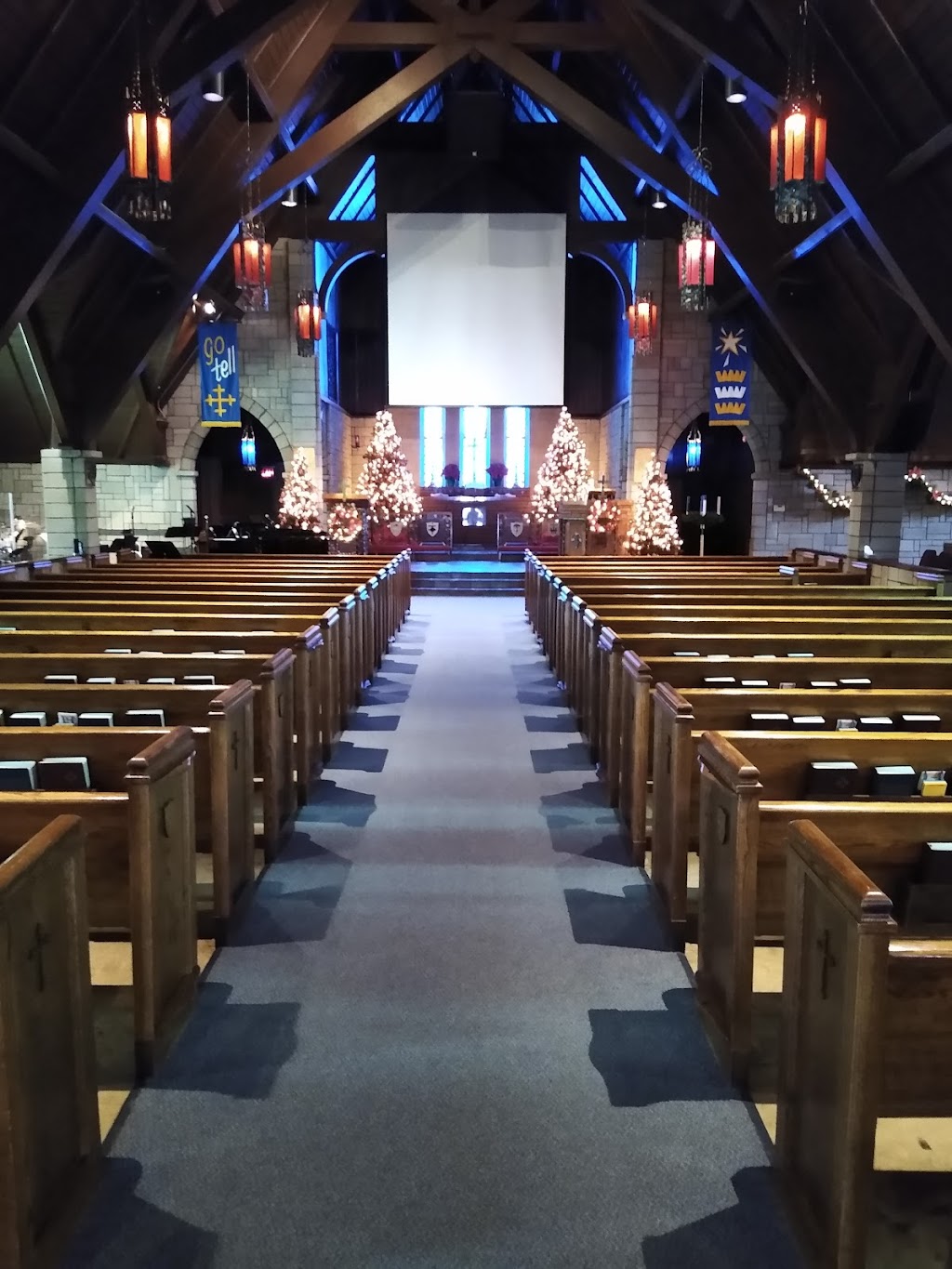 Redeemer Lutheran Church | 115 Wayzata Blvd W, Wayzata, MN 55391, USA | Phone: (952) 473-1281