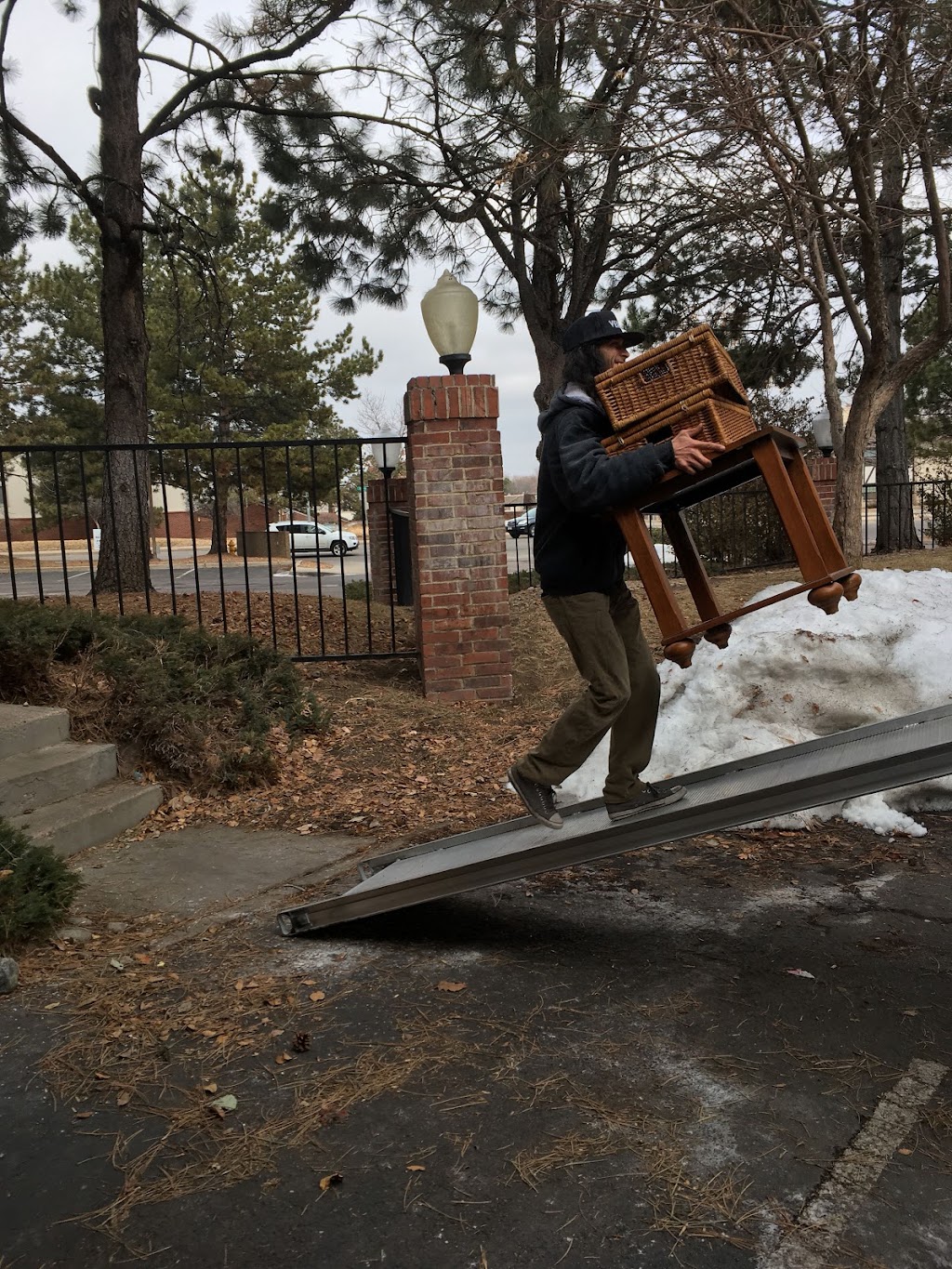 Denver Door To Door Movers LLC | 5686 Logan Ct Unit E, Denver, CO 80216, USA | Phone: (720) 755-0999