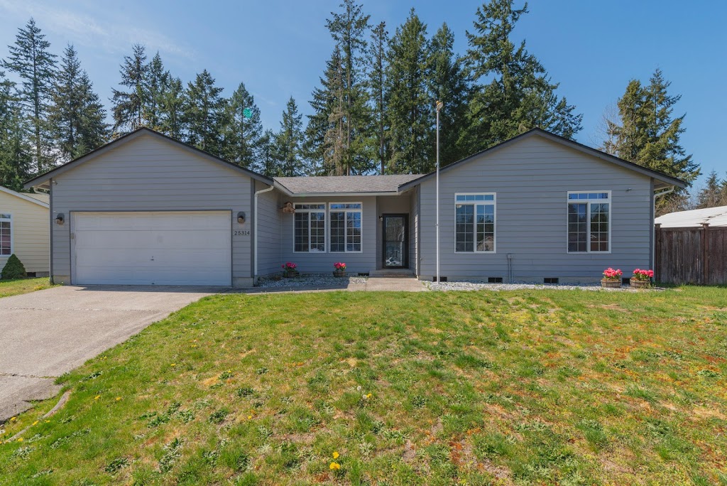 Kathy Rouse/Listing Agent with Orchard | 14524 Canyon Rd E, Puyallup, WA 98375, USA | Phone: (253) 720-0744
