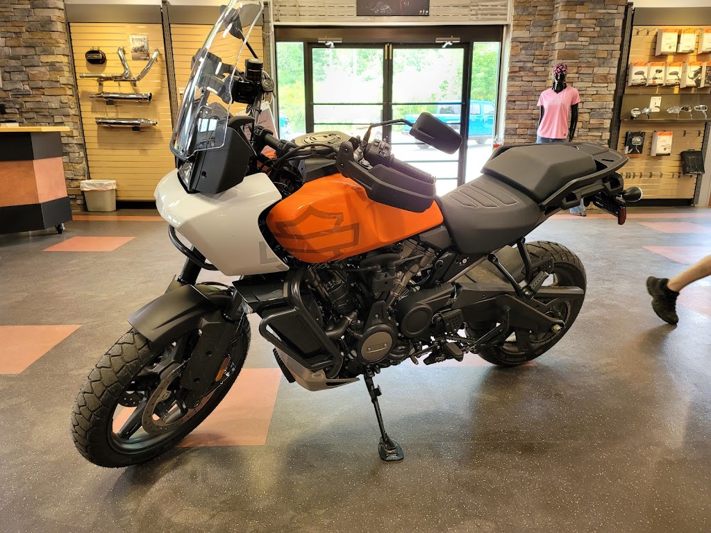 New Castle Harley-Davidson | 4655 US-422, New Castle, PA 16101 | Phone: (724) 924-2310