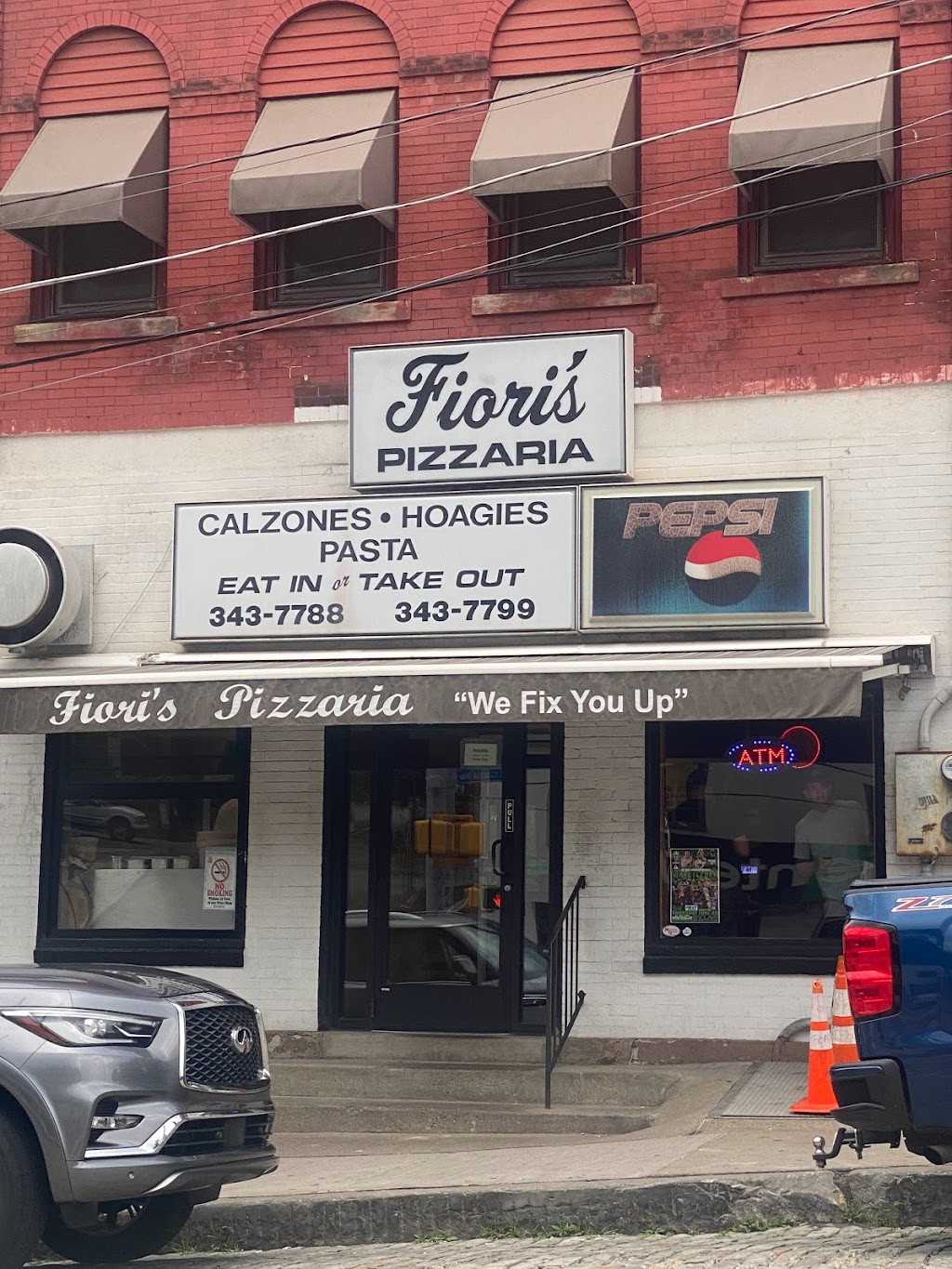 Fioris Pizzaria | 103 Capital Ave, Pittsburgh, PA 15226, USA | Phone: (412) 343-7788