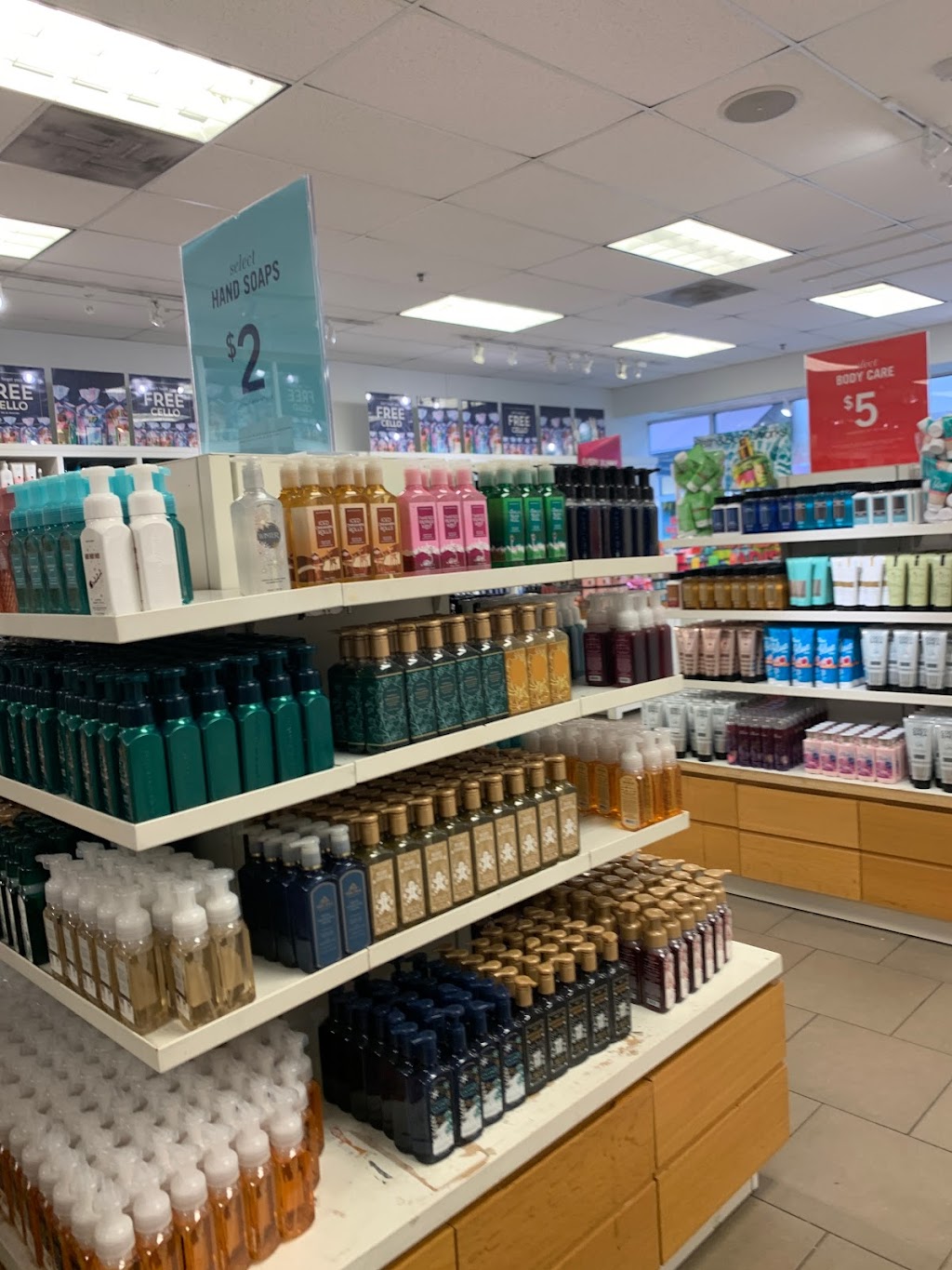 Bath & Body Works | 4401 N Interstate Hwy 35 SPACE 463, Round Rock, TX 78664, USA | Phone: (512) 864-0132