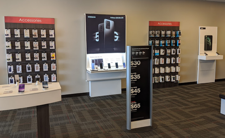 Verizon Authorized Retailer - Russell Cellular | 14055 W Whitesbridge Ave, Kerman, CA 93630, USA | Phone: (559) 842-4300