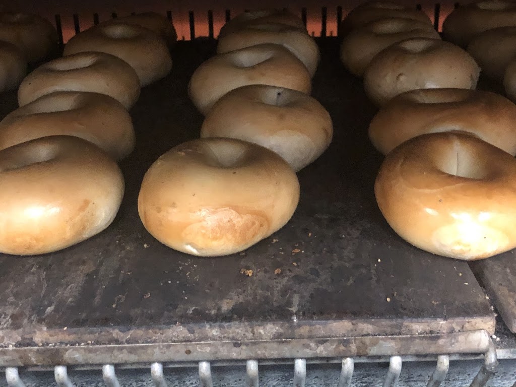 Bagel Bazaar | 337 Applegarth Rd #10, Monroe Township, NJ 08831 | Phone: (609) 860-9626