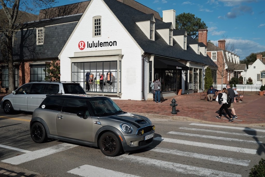 lululemon | 345 W Duke of Gloucester St, Williamsburg, VA 23185, USA | Phone: (757) 220-0218