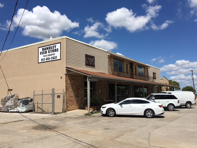 Handley Feed Store Inc | 7429 E Lancaster Ave, Fort Worth, TX 76112, USA | Phone: (817) 451-2431