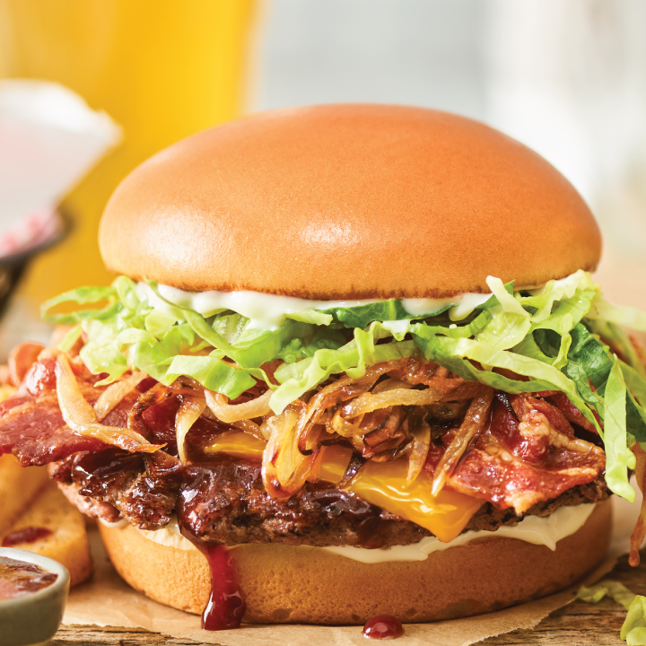 Red Robin Gourmet Burgers and Brews | 9301 Tampa Ave #210, Northridge, CA 91324, USA | Phone: (818) 717-5030