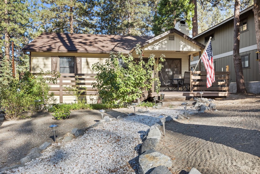 Team Colombo Real Estate | 1489 CA-2, Wrightwood, CA 92397, USA | Phone: (760) 669-2550