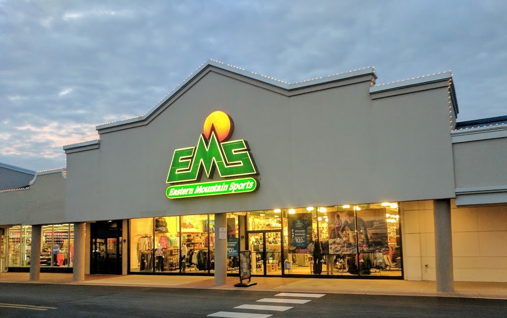 Eastern Mountain Sports | 347 US Highway 202/206 South Somerset Shopping Center, Bridgewater, NJ 08807, USA | Phone: (908) 725-7255