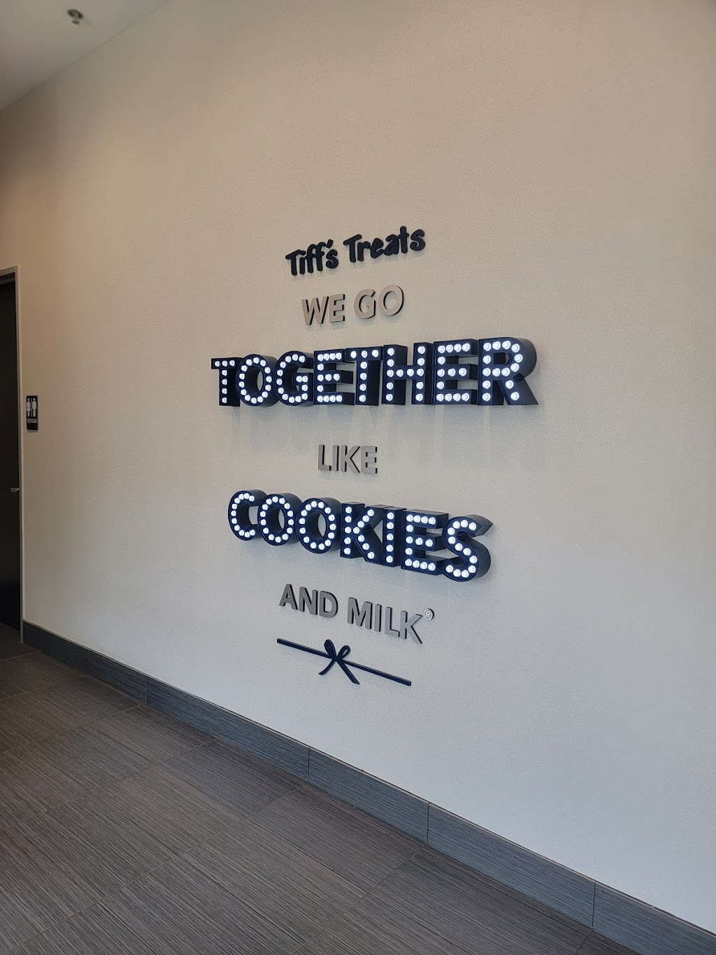 Tiffs Treats Cookie Delivery | 2071 Summer Lee Dr #101, Rockwall, TX 75032, USA | Phone: (469) 887-1700