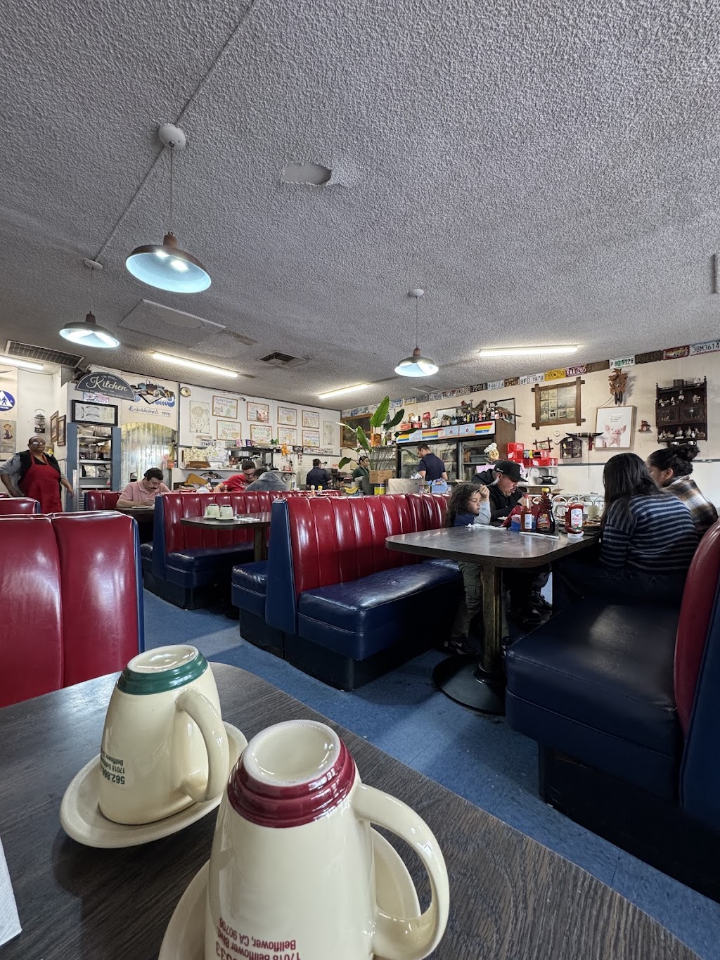 Bellflower Diner | 17018 Bellflower Blvd, Bellflower, CA 90706, USA | Phone: (562) 866-0533