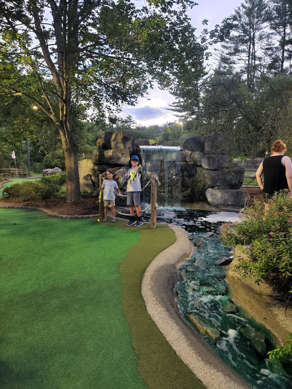 Lumberjack Pass Miniature Golf | 1511 US-9, Lake George, NY 12845, USA | Phone: (518) 793-7141