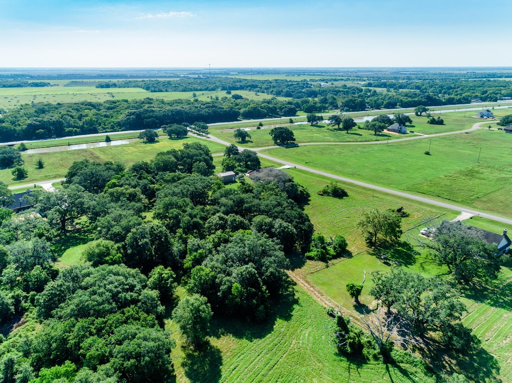 The Oaks at Suncreek Estates - A Wan Bridge Community | 1050 Lakeland Cir, Rosharon, TX 77583, USA | Phone: (855) 218-1452