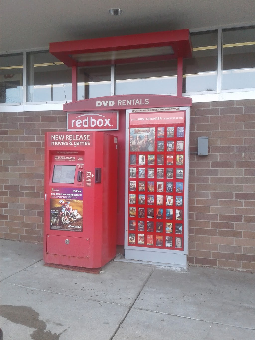 Redbox | 985 Geneva Ave N, Oakdale, MN 55128, USA | Phone: (866) 733-2693