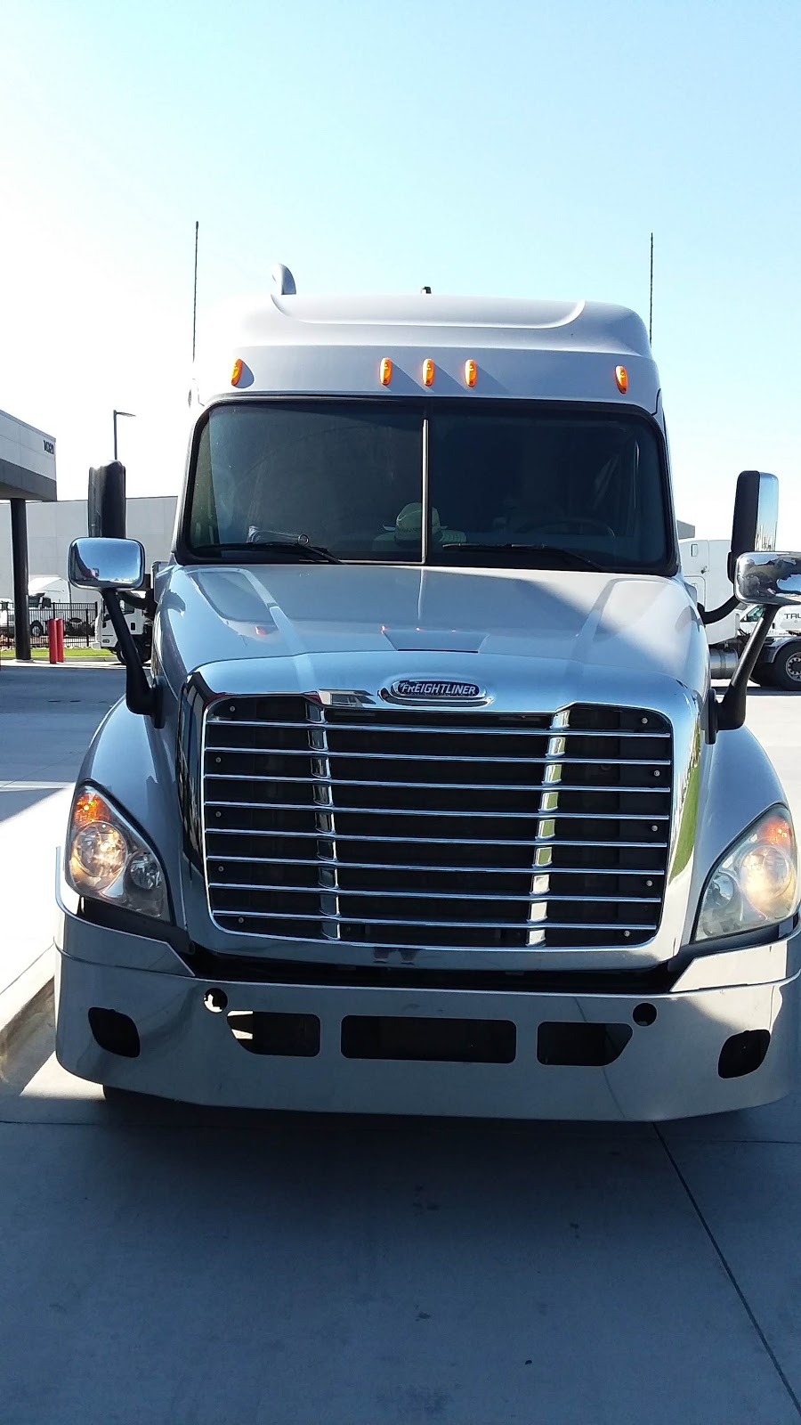 Freightliner | 14321 Cornhusker Rd, Omaha, NE 68138, USA | Phone: (402) 592-2440