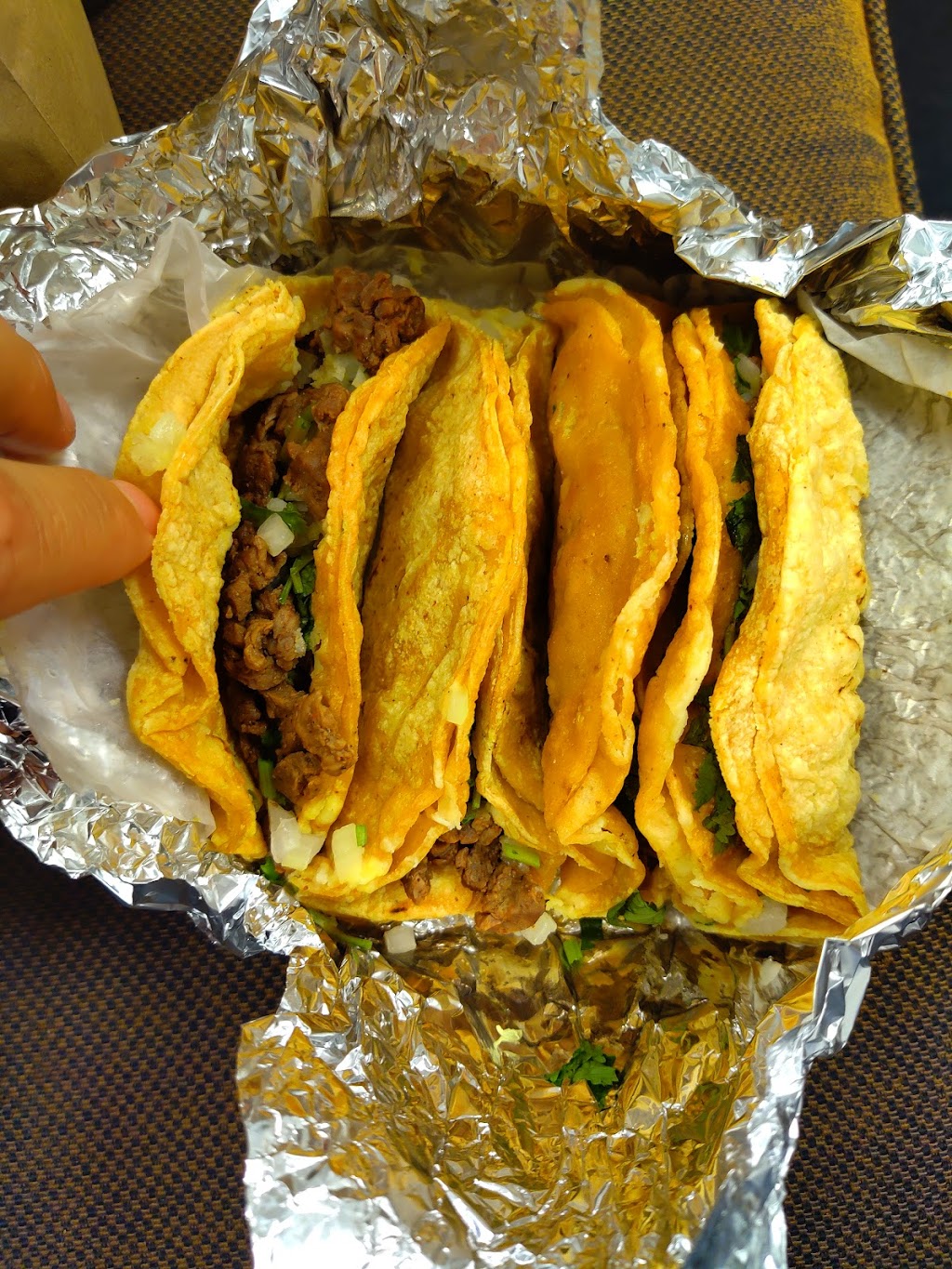 Mezquitacos | 138 S Broad St, Griffith, IN 46319, USA | Phone: (219) 923-2850