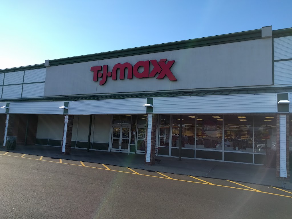 T.J. Maxx | 27049 Chagrin Blvd, Woodmere, OH 44122, USA | Phone: (216) 831-7560