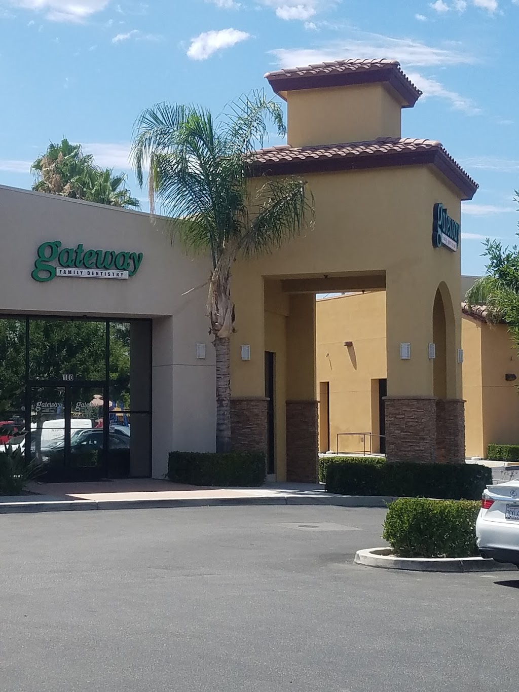 Gateway Family Dentistry | 13029 Stockdale Hwy #100, Bakersfield, CA 93314, USA | Phone: (661) 829-7905