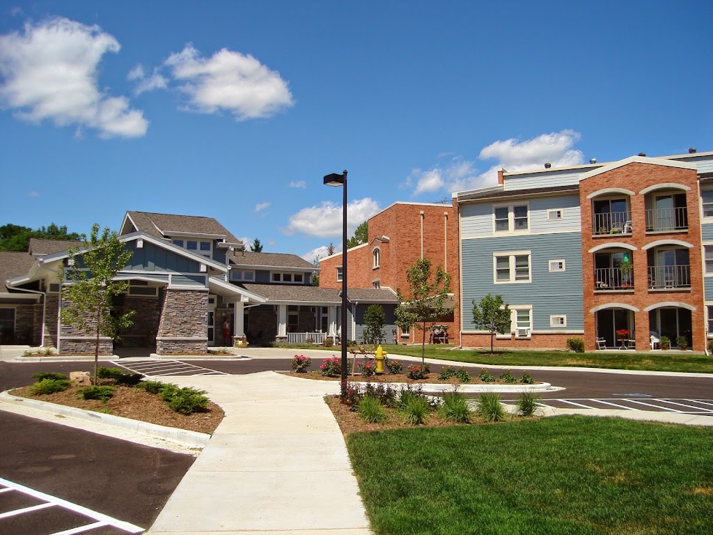 Lasata Senior Living Campus | W76 N677, N Wauwatosa Rd, Cedarburg, WI 53012, USA | Phone: (262) 377-5060