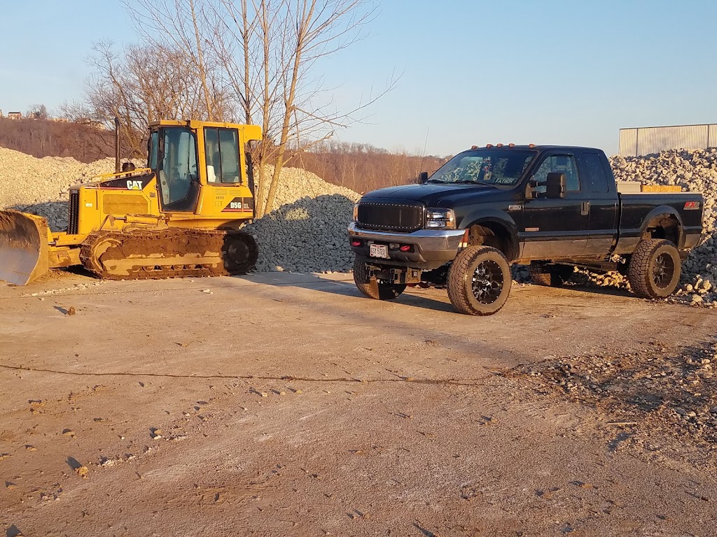 Dig Down Diessel llc | 17375 Bloomrose Rd, Williamsburg, OH 45176, USA | Phone: (513) 250-9710