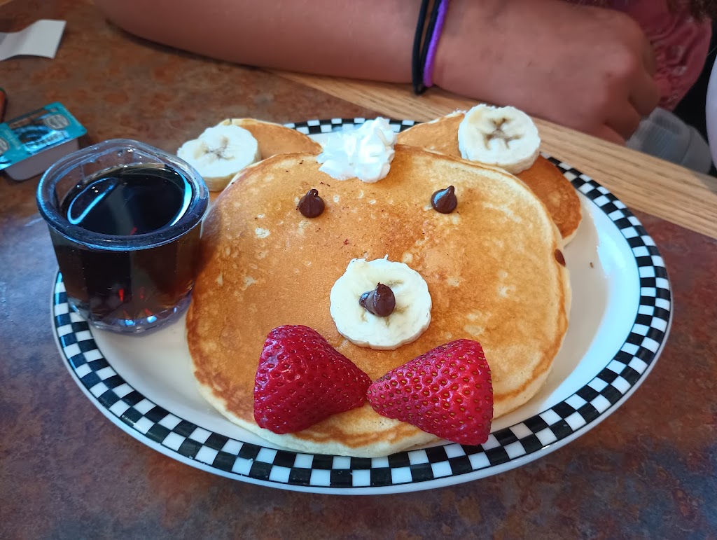 Black Bear Diner Scottsdale | 17030 N Scottsdale Rd, Scottsdale, AZ 85255, USA | Phone: (480) 927-3773