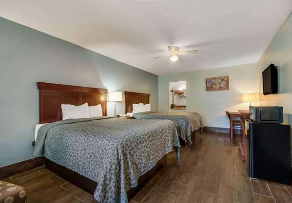 Econo Lodge Inn & Suites Fulton - Rockport | 3902 TX-35, Fulton, TX 78358, USA | Phone: (361) 729-8351