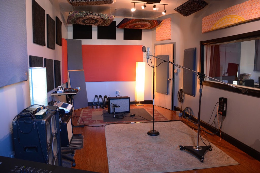 Frequency Recording Studio | 7 Intervale St 2nd Floor, White Plains, NY 10606, USA | Phone: (914) 318-8283