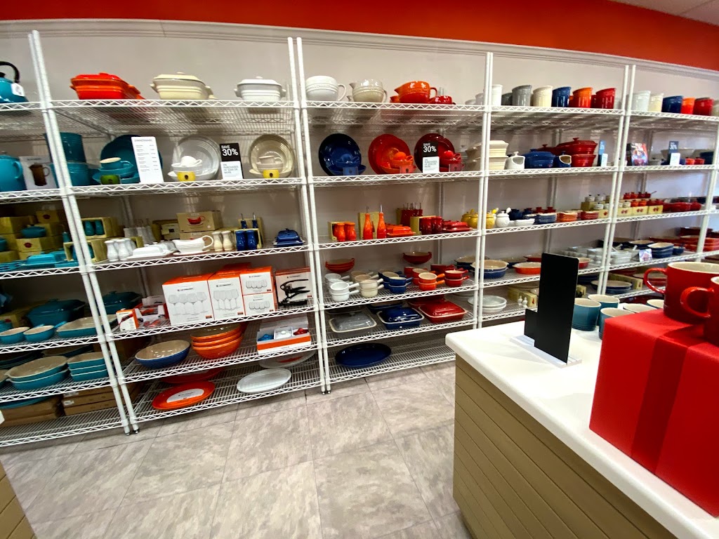 Le Creuset Outlet Store | 820 W Stacy Rd SUITE 456, Allen, TX 75013, USA | Phone: (972) 678-2222