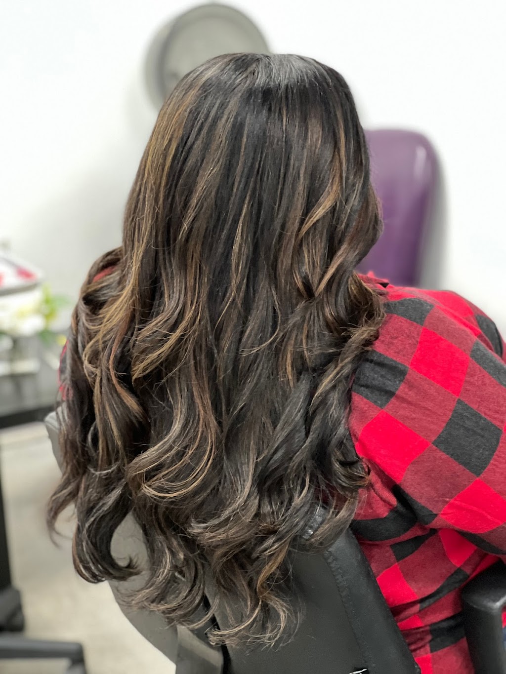 Vickys Hair Salon | 11200 Menchaca Rd building 4 unit 3, Austin, TX 78748, USA | Phone: (737) 999-3005