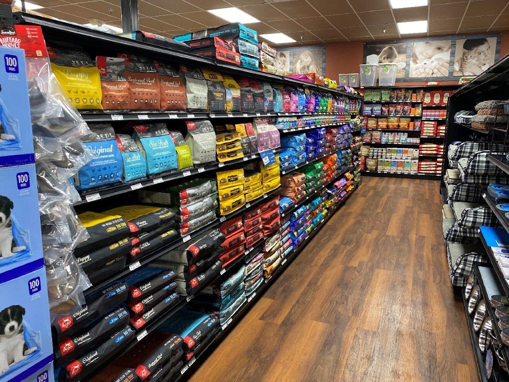 Chow Hound Pet Supplies | 1125 W Trenton Ave, Findlay, OH 45840, USA | Phone: (567) 250-8031