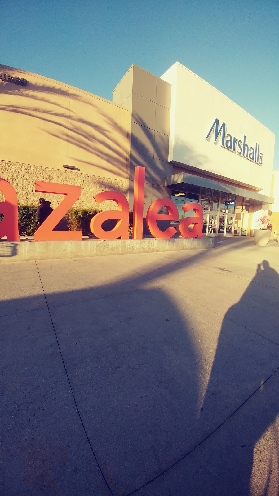 Marshalls | 4669 Firestone Blvd, South Gate, CA 90280, USA | Phone: (323) 567-0012