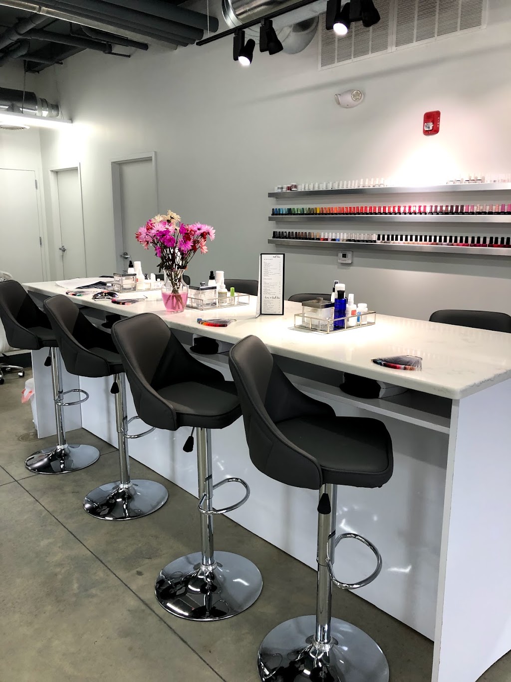 VIVO Beauty Bar | 1749 Front St A, Cuyahoga Falls, OH 44221, USA | Phone: (234) 303-6780