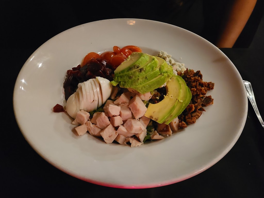 Mr. Vs Bar and Grill | 14320 Valley View Ave, La Mirada, CA 90638, USA | Phone: (562) 946-8600