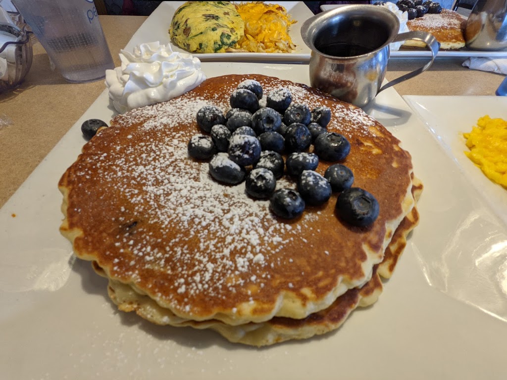 Meli Cafe Pancake House & Restaurant | 1158 Prairie Dr, Racine, WI 53406, USA | Phone: (262) 583-1876