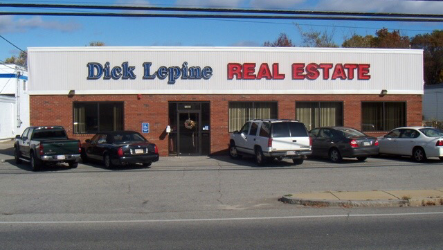 Dick Lepine Real Estate Inc | 1333 Lakeview Ave, Dracut, MA 01826, USA | Phone: (978) 957-8200