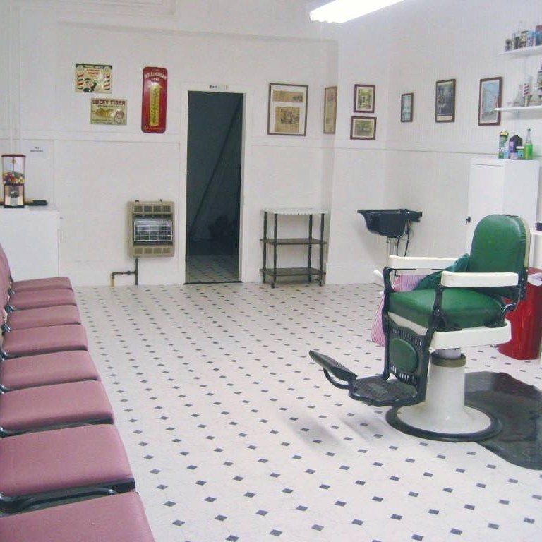 Charlie Kaprauns Barber Shop | 6 1/2 E King St, Littlestown, PA 17340, USA | Phone: (717) 797-9326