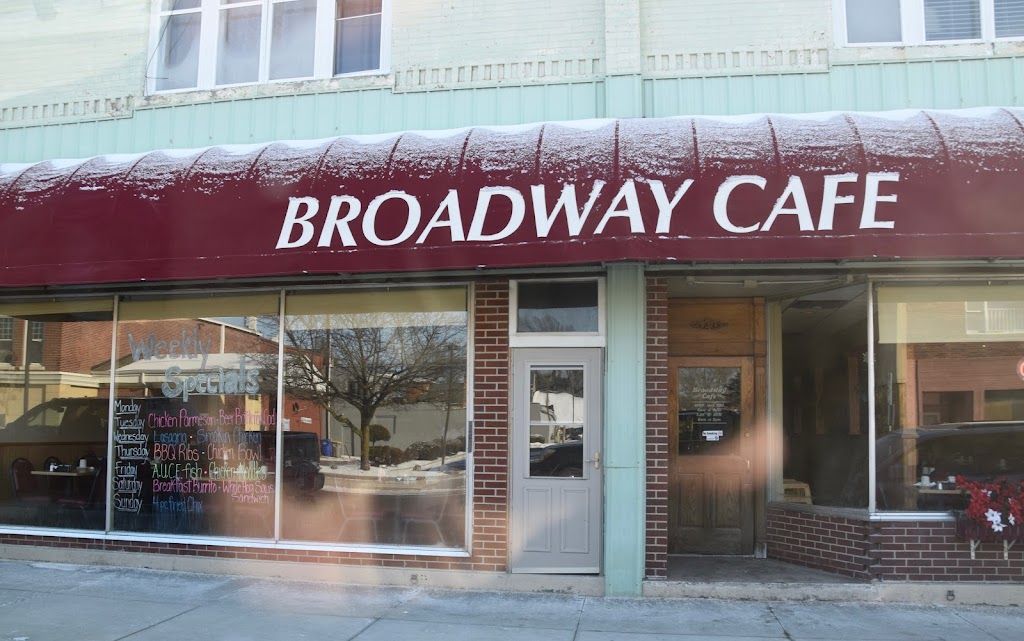 Broadway Cafe | 223 S Broadway St, Butler, IN 46721, USA | Phone: (260) 868-5523