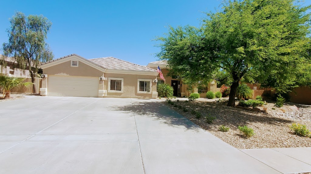 Sunrise Assisted Living 3 LLC | 8216 W Villa Lindo, Peoria, AZ 85383, USA | Phone: (623) 213-2536