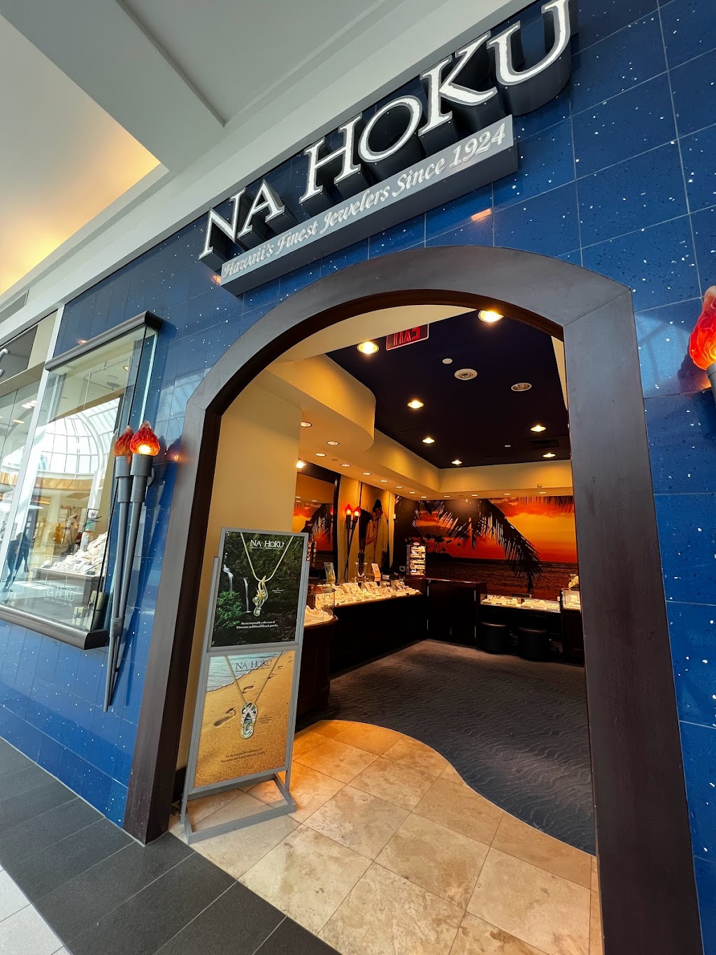 Na Hoku - Hawaiis Finest Jewelers Since 1924 | 630 Old Country Rd Space 2071 A, Garden City, NY 11530, USA | Phone: (516) 248-7200