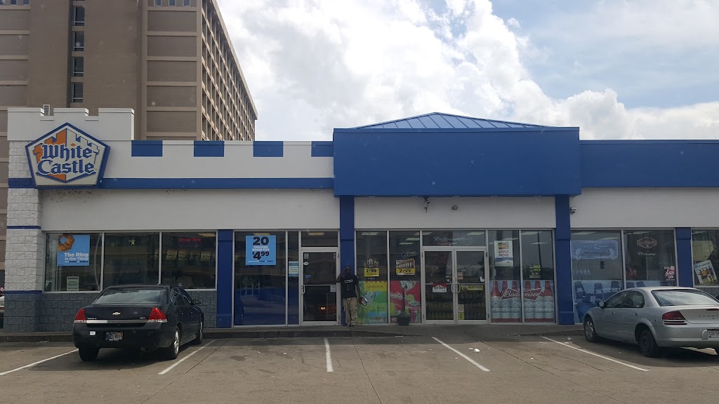 White Castle | 811 W 8th St, Cincinnati, OH 45203, USA | Phone: (513) 381-2300